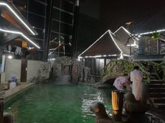 -裕龙汤泉