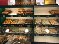 面包甜点陈列柜-南来顺饭庄·清真(南菜园店)
