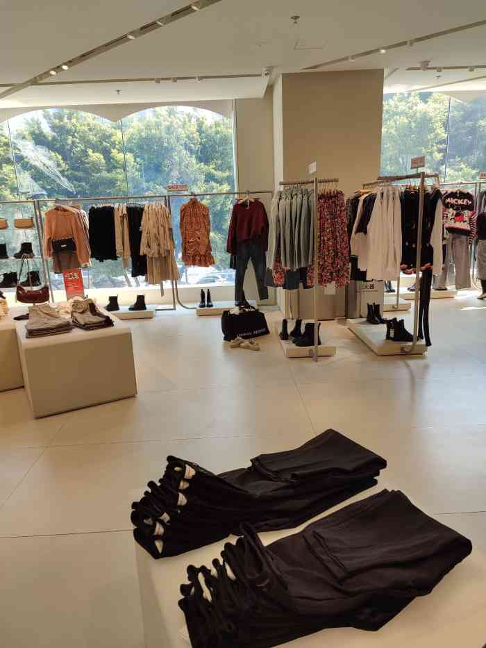 urbanrevivo正佳广场店