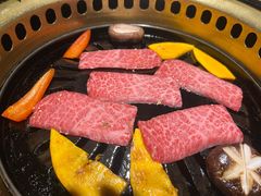 -炼火烤肉店