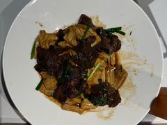 -乔家小院•非遗驴肉•青岛菜(滨河路店)