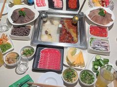 -海底捞火锅鲜切牛肉主题店(长寿路店)