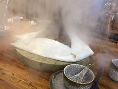 -滇香肴·云南菜蒸汽石锅鱼(云南北路店)