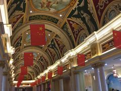 -江门新会碧桂园凤悦凤凰酒店(万达广场店)