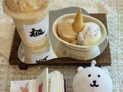 -极拉图·现制冰淇淋(大卫城店)
