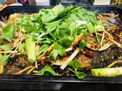 -范二妹独特烧烤夜宵城(宜宾总店)