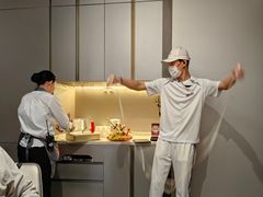 -海底捞火锅(长宁路龙之梦店)