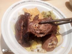 -狮头牌卤味研究所·卤味饭(花城汇南区店)