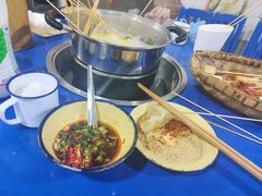 -马路边边·成都串串(翠柏路店)