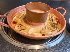 -菌自由丨野生菌火锅特色庭院餐厅(丽江古城店)