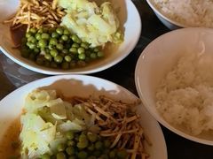 -峨眉山报国寺