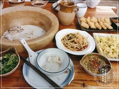 -滇香肴·云南菜蒸汽石锅鱼(云南北路店)