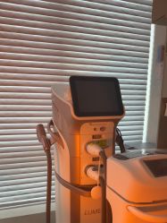 -佳颜轻医美·美学抗衰中心