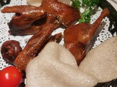 秘制脆皮乳鸽-避风塘(江桥万达店)
