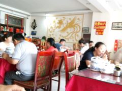 -溢心园香河肉饼总店