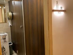 -新富特功夫足疗(华都园大厦店)