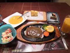 -尊品牛排(沙湾印象汇店)