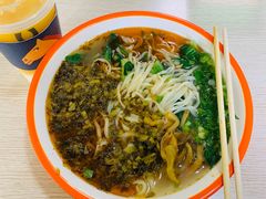 -春丽小马(济南恒隆广场店)