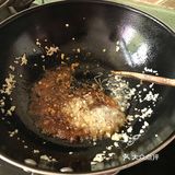 滋阴润肠通便的蒜蓉粉丝蒸鲍鱼