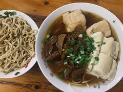 面结汤加牛杂-仓桥面结店