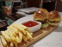 -麦甜创意轻食餐厅(西康路店)