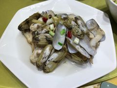 -胖大嫂渔家排档(半边山店)