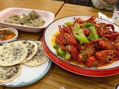 -鲁小三·大骨自助(金山总店)