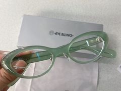 -爱视眸Eyeblling眼镜·依视路·蔡司镜片折扣店(百联南方商城购物中心)