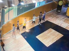 -小小特工运动馆(宝山三邻桥中心)