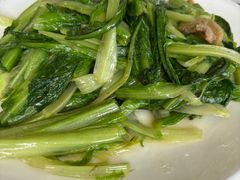 -辉记虾塘海鲜农庄
