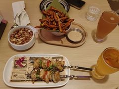 -J's Cafe Lab