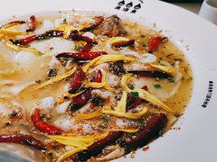 -渔语鱼酸菜鱼新川菜(来福士店)