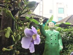 -莓园冰淇淋店
