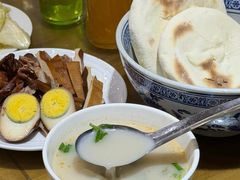 -天发芽·何记葫芦头泡馍·传统小吃(报恩寺街店)