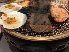 -山焱·炭火自助烤肉(周浦万达店)