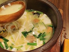 -良米山·云南野生菌过桥米线(上海首店)