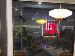 -毛辣果·贵州红酸汤牛肉火锅(西单店)