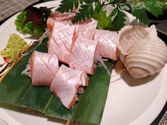 三文鱼腩刺生-山上下日本料理(万象城店)