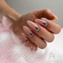 -Pink You美甲洗眉纹绣定制中心