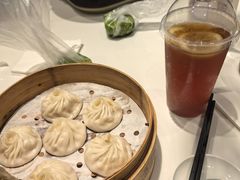 蟹黄汤包-沈大成(南京东路店)