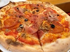 -城市大道红炉披萨烘焙坊