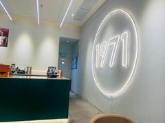 -星巴克臻选(上海淮海百盛购物中心店)