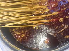 -钢管厂五区小郡肝串串香(蜀都万达店)