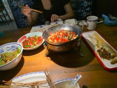 -洞庭土菜小炒馆(易发广场店)