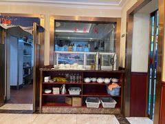 -喜乐餐厅•灯笼虾球首创者•本地小海鲜(二马路店)