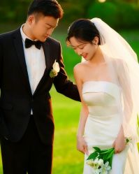 -喜爱高定婚纱摄影
