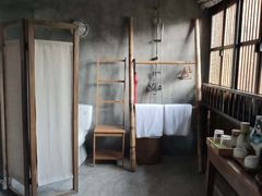 -田园东方蜜桃村的田野营地