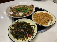 -鑫悦楼煎蟹·16年海鲜大排档