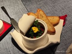 -弦月窗LUNETTE BY AMANDA(复兴路店)