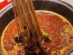 -钢管厂五区小郡肝串串香(蜀都万达店)